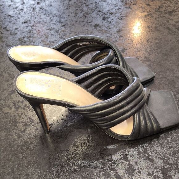 Vince Camuto Black Mules with Square Toe and Modern Design - Picture 3 of 6